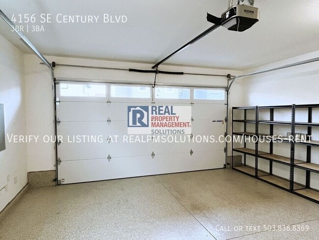 Building Photo - 4156 SE Century Blvd