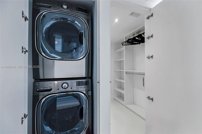 Building Photo - 6301 Collins Ave