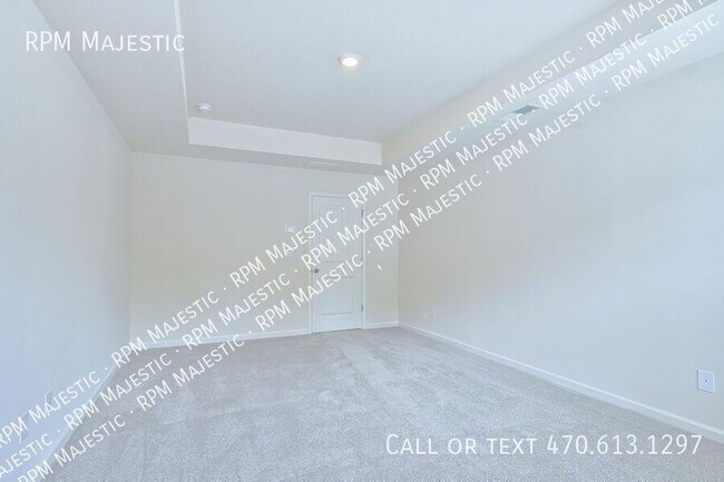 Building Photo - 853 Bentley Dr