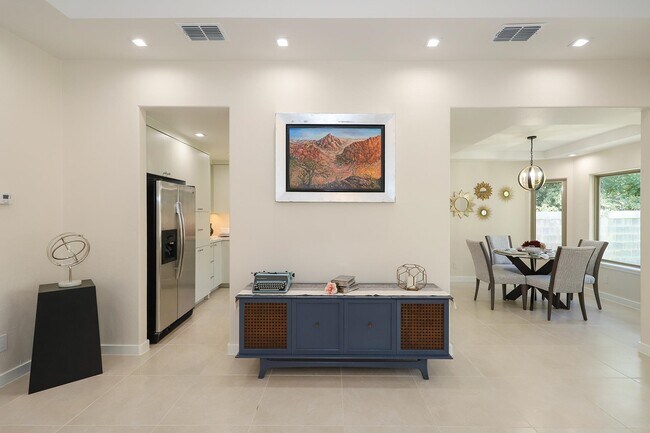 Building Photo - 306 Cinnamon Teal Loop