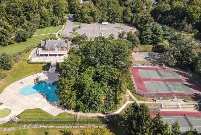 Building Photo - 22 Briarwood Ct