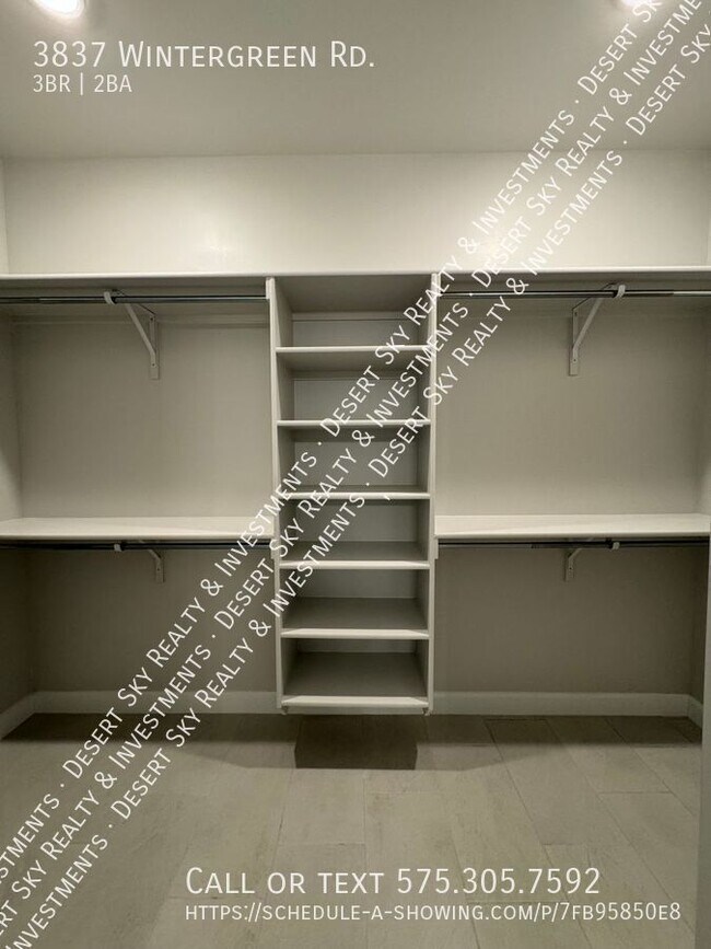 Building Photo - 3837 Wintergreen Rd