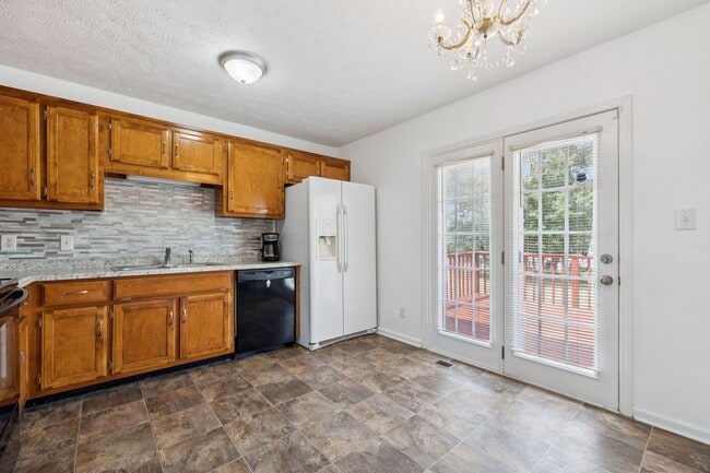 Building Photo - 1073 Bobcat Dr