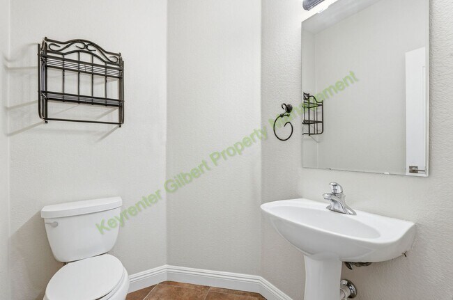 Building Photo - Charming 3-bed/2-bath Gilbert Home in Prime Location!