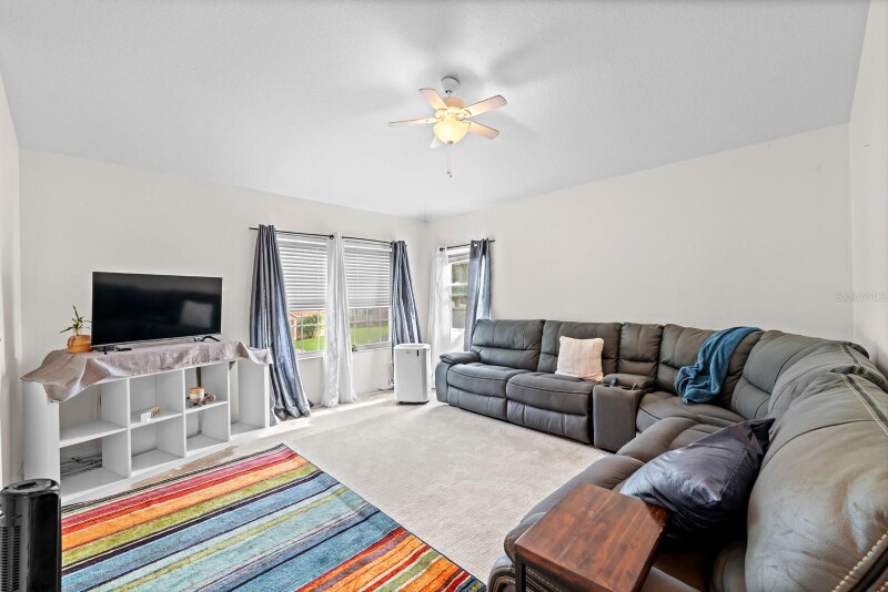 Building Photo - 1112 Lake Shore Ranch Dr