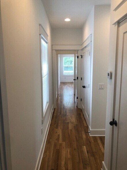 Upstairs hallway - 6361 A Ivy St