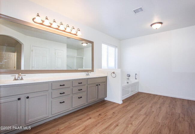 Building Photo - 7454 Granite View