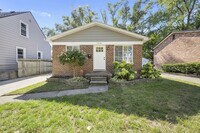 Building Photo - 1530 E Madge Ave