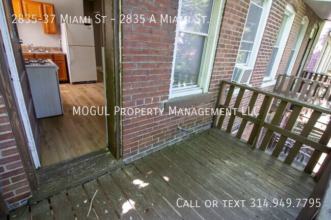 Building Photo - 2835 Miami St