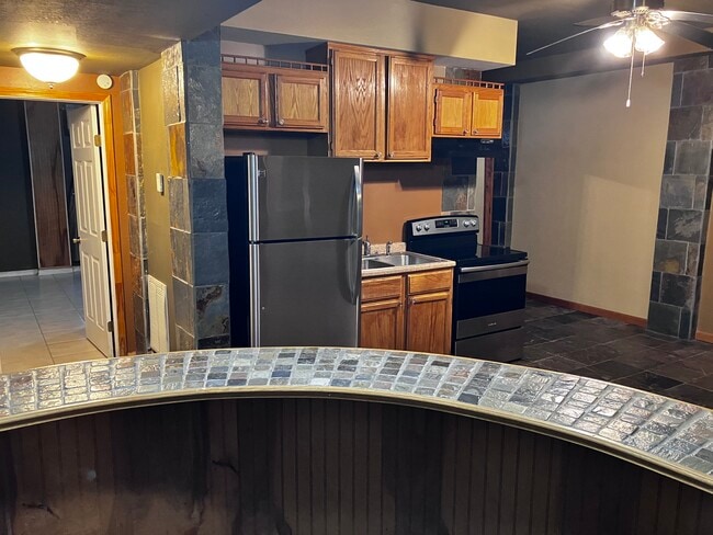 Building Photo - 164 Golden Meadow Dr