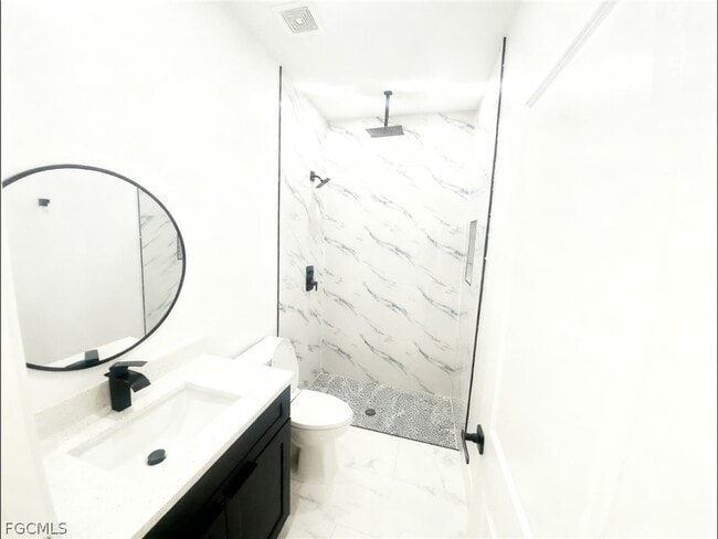 Building Photo - 5358 30th St SW