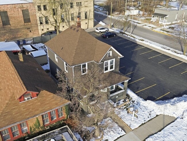 Building Photo - 1504 Hanover St