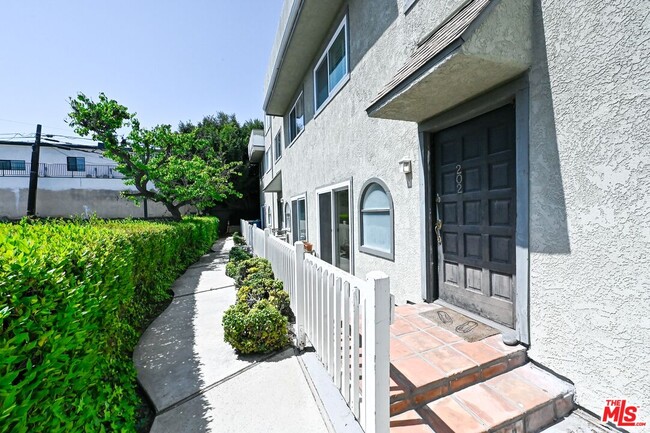 Building Photo - 2677 S Centinela Ave