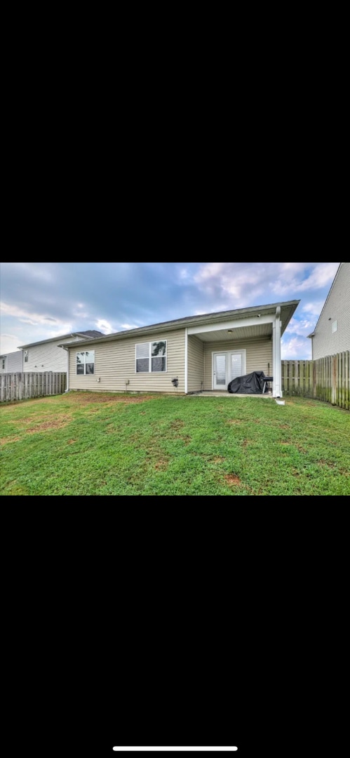 Building Photo - Cozy 4bedroom Home