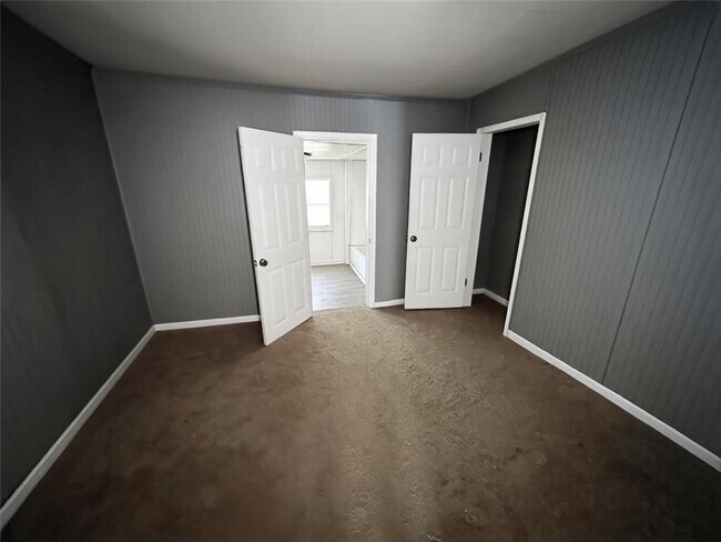 Building Photo - 109 South St