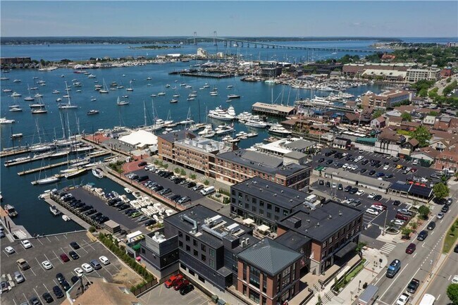 Building Photo - 1 Commercial Wharf