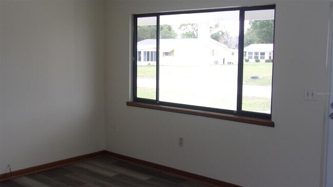 Building Photo - 10081 SW 97th Ct