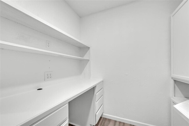 Building Photo - 1800 Tamra Ct