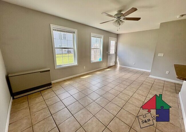Building Photo - Spacious Milton 3 Bedroom - Pet Friendly!