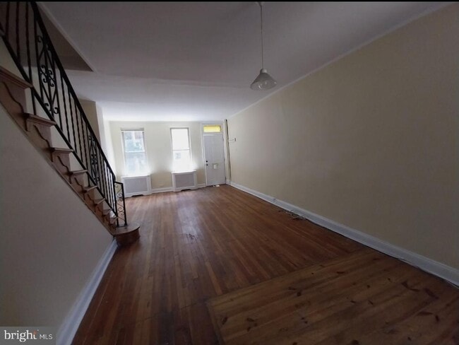 Building Photo - 819 Kimball St