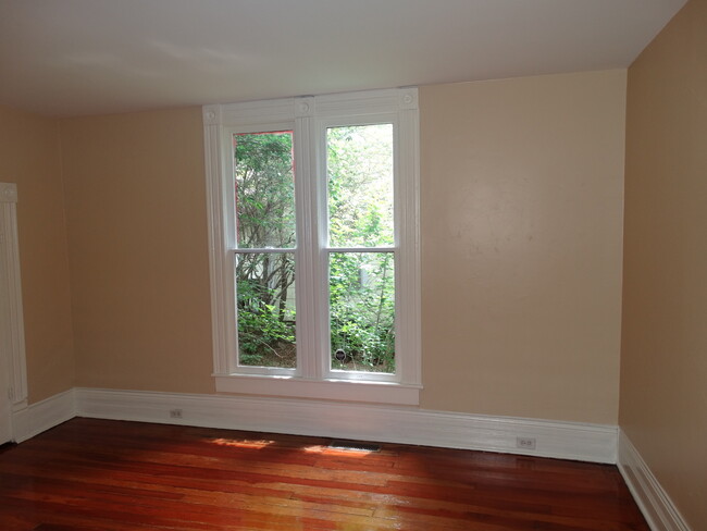 Building Photo - Welcome Home!