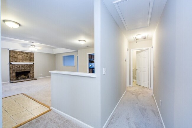 Building Photo - Wonderful 3BD/2BA Open Concept Ranch Home!