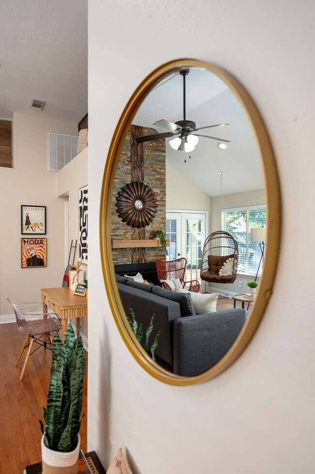 Building Photo - 20231 Linden Tree Dr