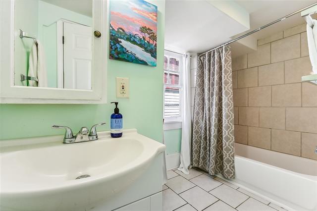 Building Photo - 1818 Paul Morphy St