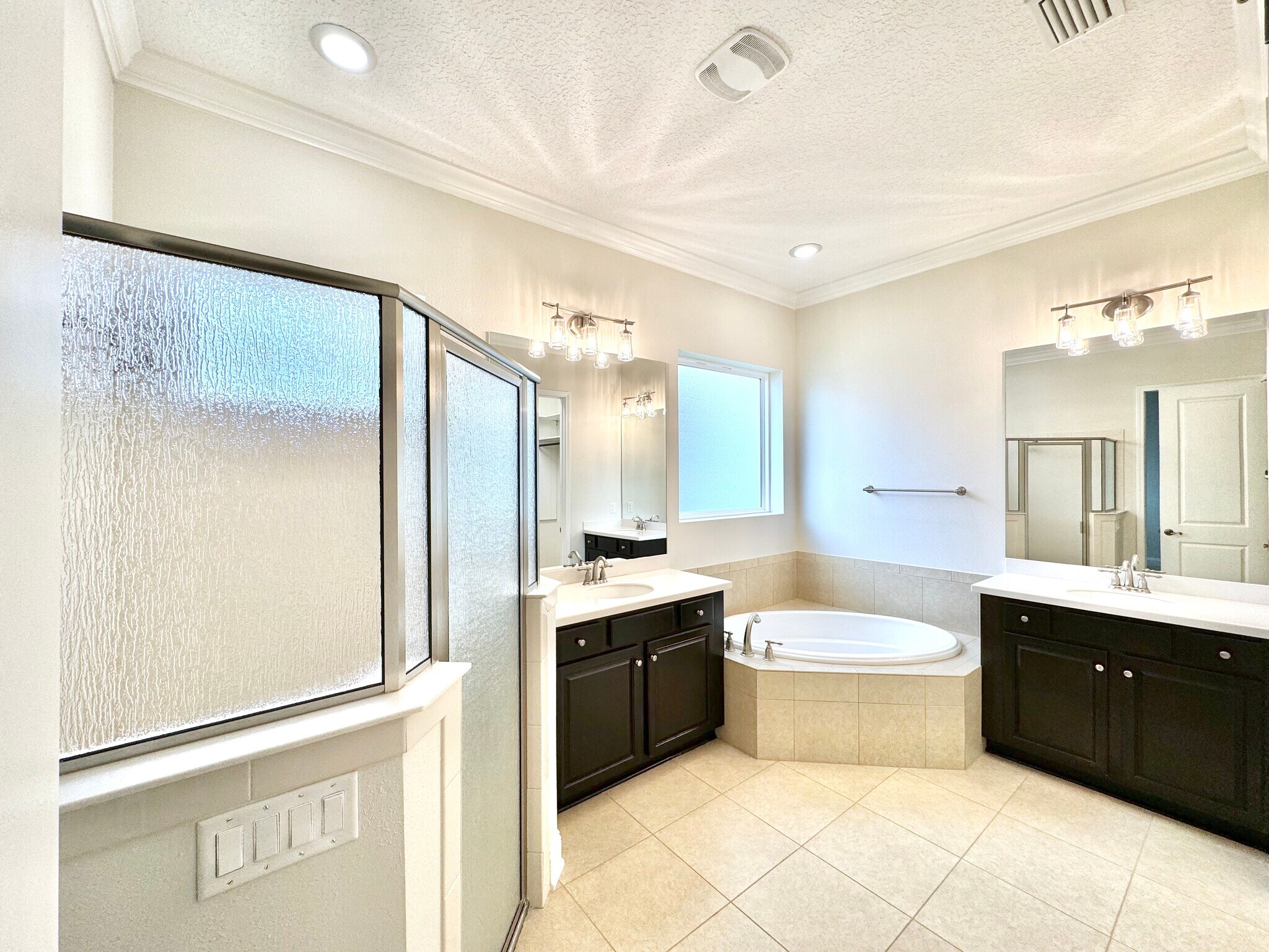 Master Bath - 45 Rinaldo Way