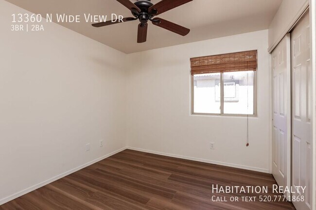 Building Photo - 13360 N Wide View Dr