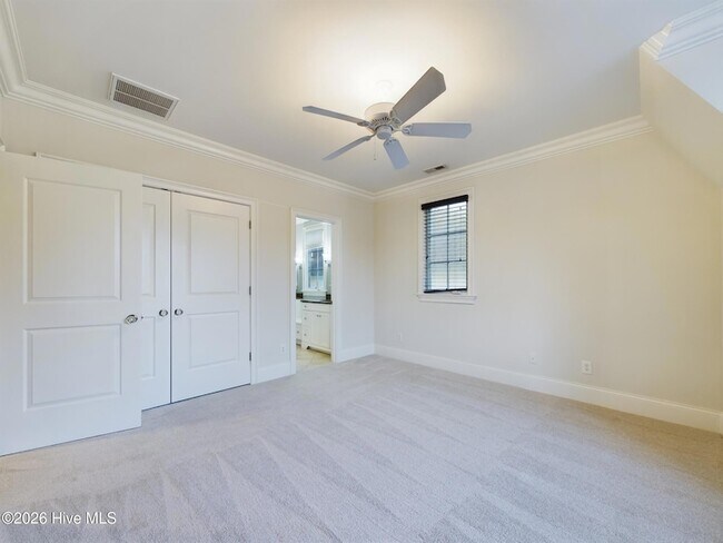 Building Photo - 3724 Rolston Dr