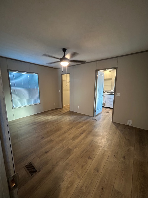 Building Photo - 10301 SE 29th St