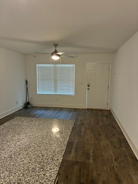 Building Photo - 503 S Forest Ave