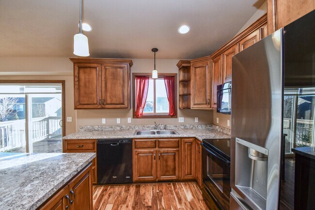 Building Photo - 5512 South Culbert Avenue