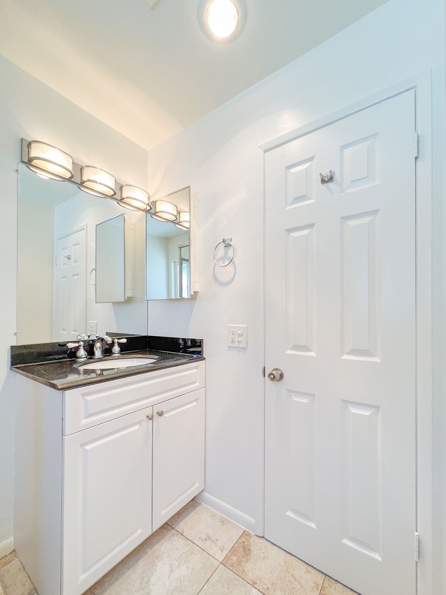 Building Photo - 4229 Dana Rd