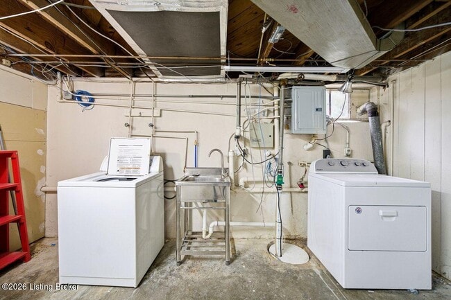 Building Photo - 1209 Valley Dr