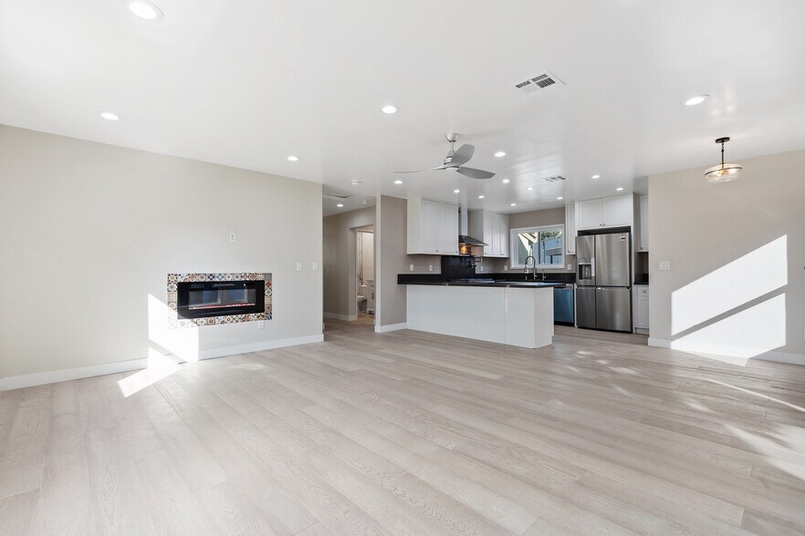 Building Photo - 4769 E Malta St