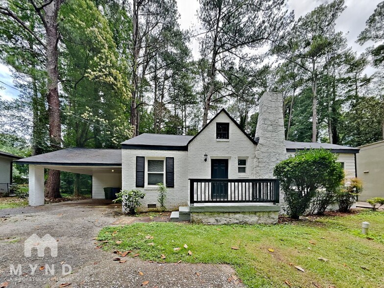 Building Photo - 2000 Cascade Rd