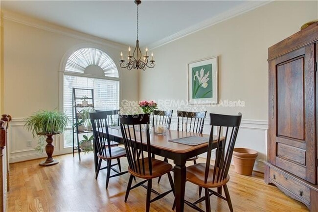 Building Photo - 2675 Rivers Edge Dr NE