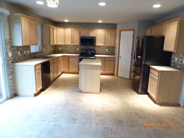 Building Photo - Beautiful 4 Bed 2.5 Bath Home in Mill Creek