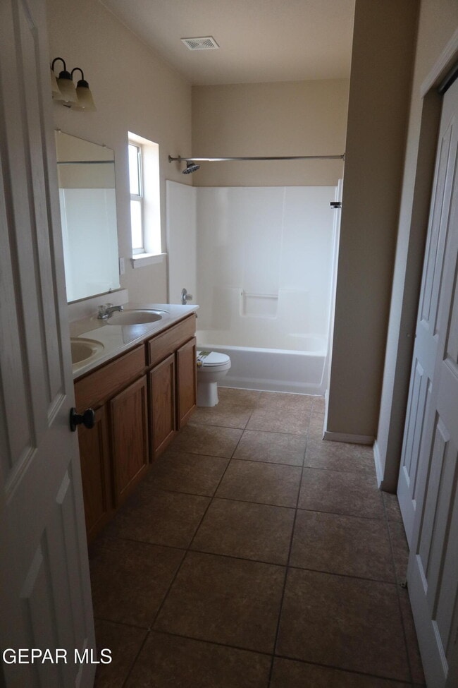 Building Photo - 10672 Canyon Sage Dr
