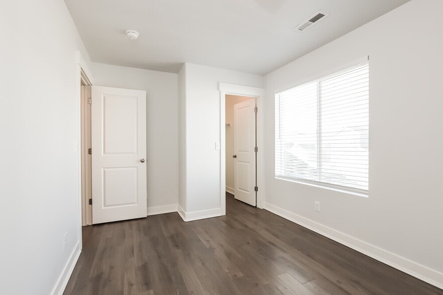 Building Photo - 13061 Acklins Dr