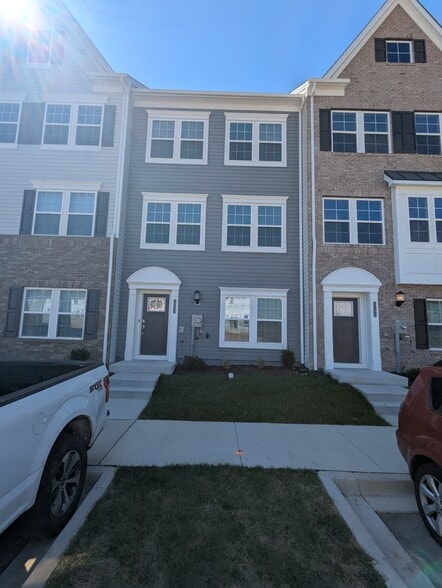 Primary Photo - 2290 Marcy Dr