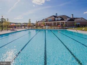 Building Photo - 9704 Glassy Creek Way