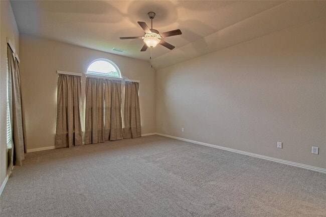 Building Photo - 2700 Madelena Ct