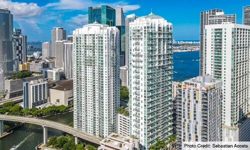 Building Photo - 41 SE 5th St