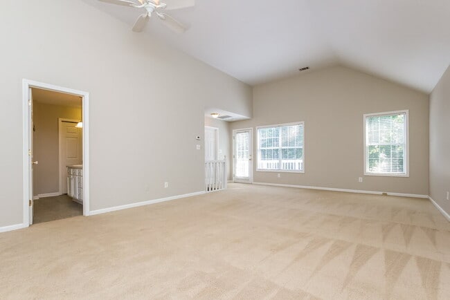 Building Photo - 7245 Carter Ct