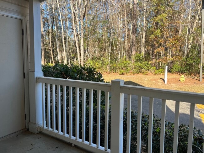 Building Photo - Great First Floor Condo in the Reserve at Woodbridge