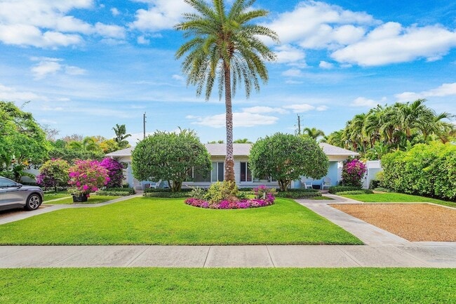 Building Photo - 342 NE 7th Ave