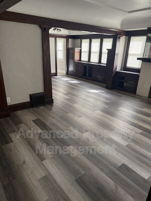 Building Photo - 2548 N 51st St